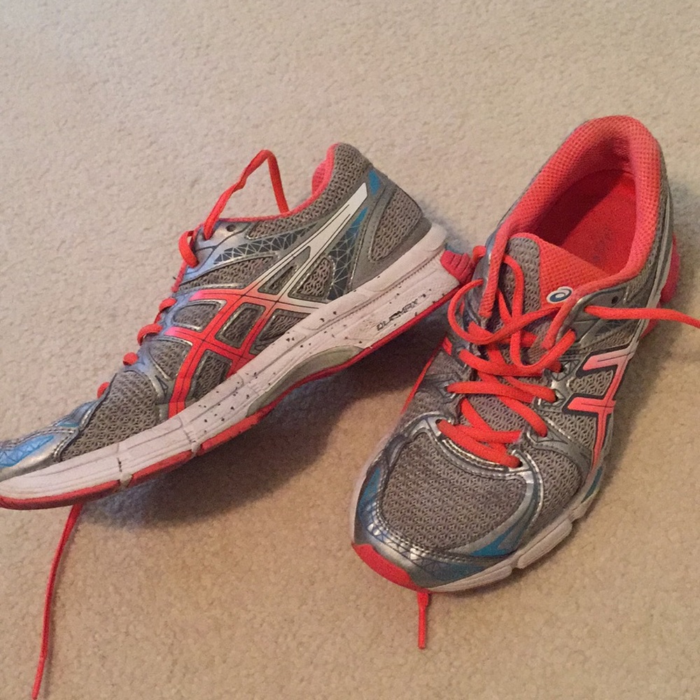 ASIC Tennis Shoes